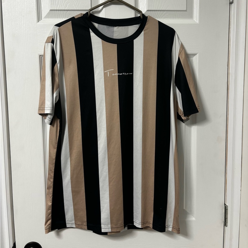 T-Shirt - US L